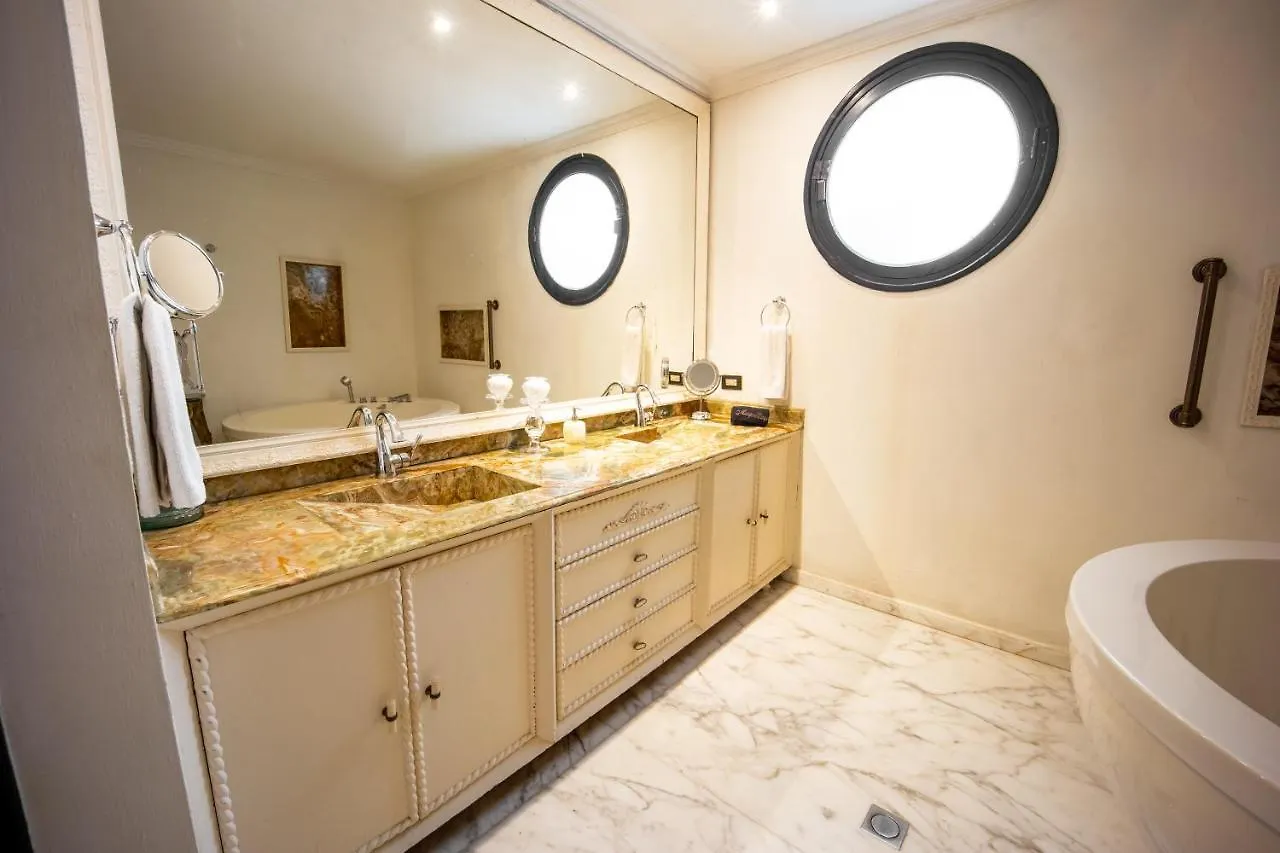 Casa De Alba Hotel Boutique Cartagena 5*,  Colombia